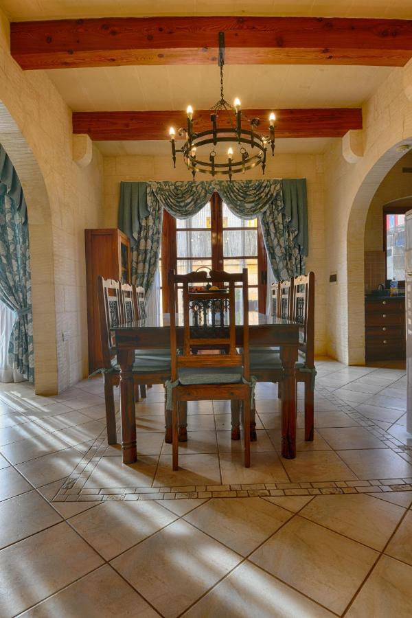 Il-Misrah Farmhouse Santu Pietru ภายนอก รูปภาพ